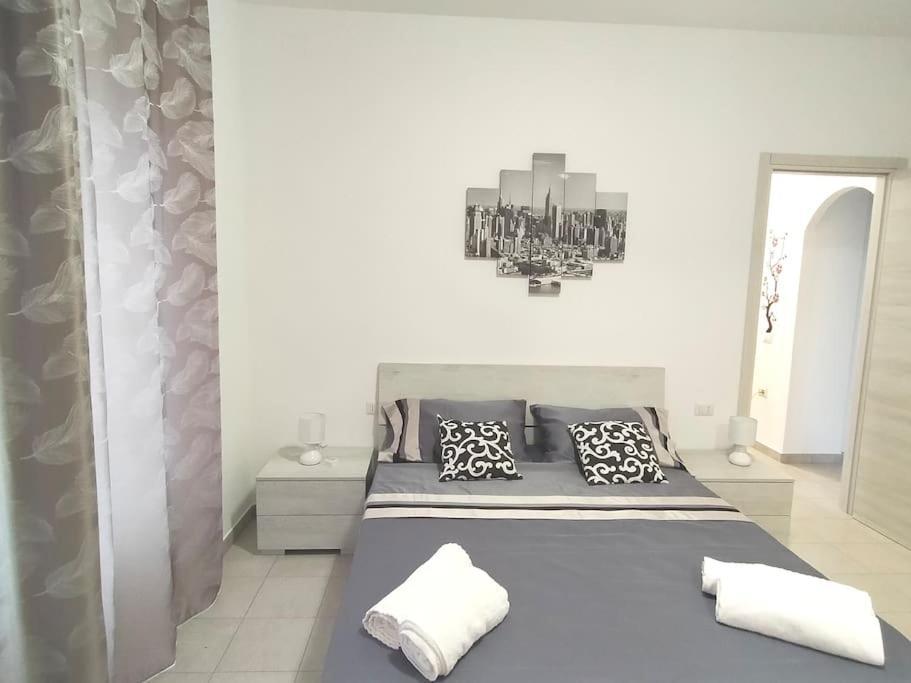 Holiday House Chiara Sant'Antioco Exterior photo