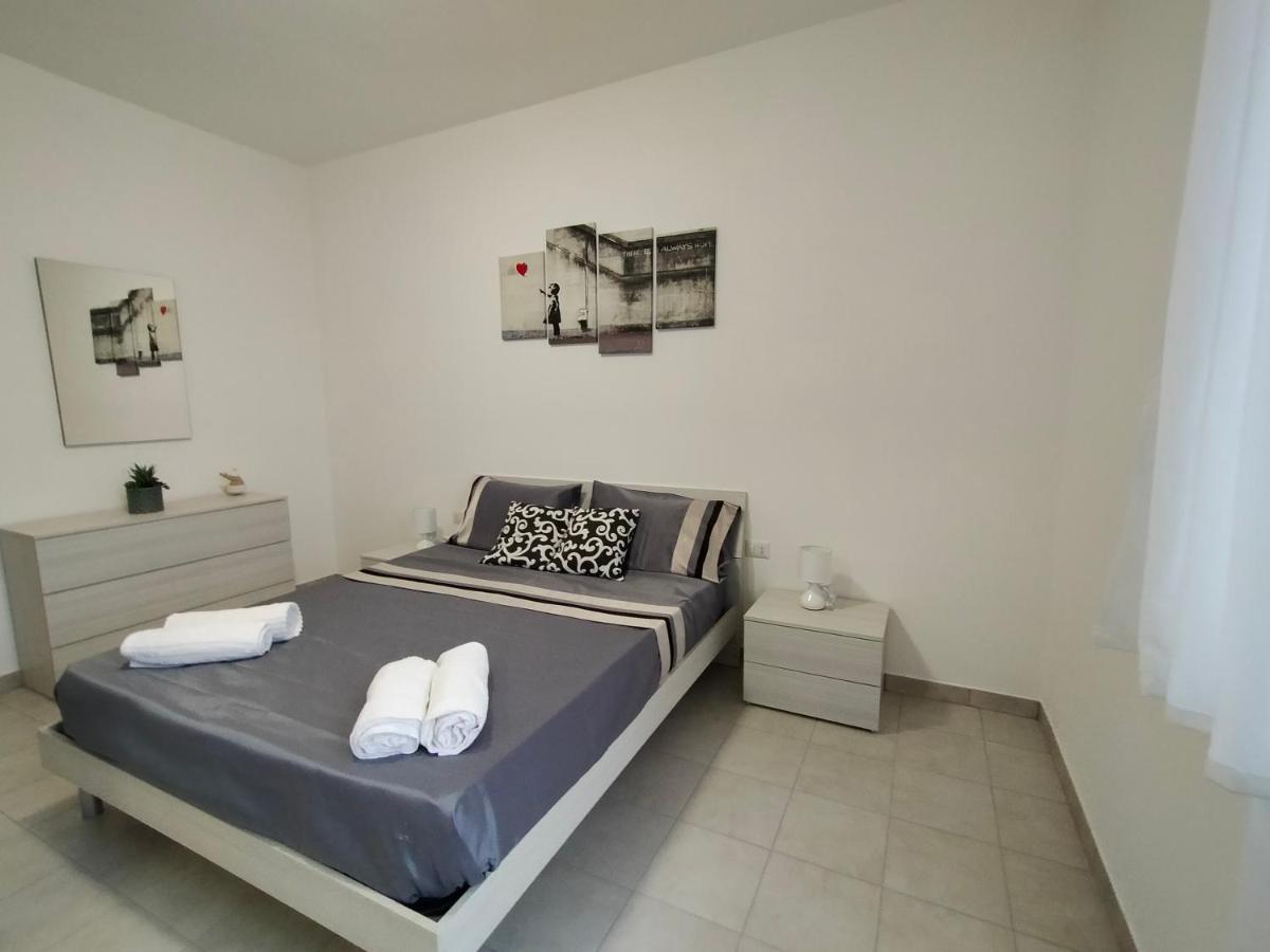 Holiday House Chiara Sant'Antioco Exterior photo